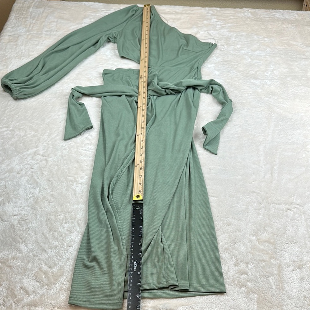 Hello Molly Green One Shoulder Wrap Gown - Picture 7 of 8